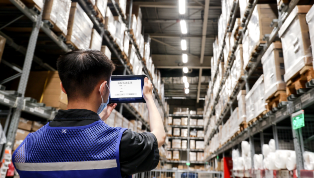 Elegir el PDA robusto adecuado para el inventario: una guía estratégica para el almacenamiento moderno