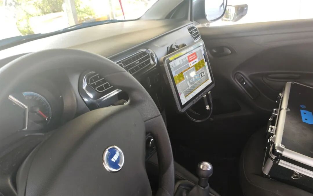 V10T ofrece un ciclo de vida superior a seis años, with backward-compatible upgrades that extend system continuity