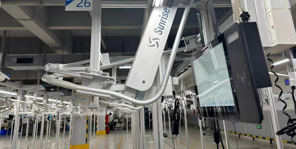 D10R proves that transitioning to a digital factory doesn't require fragile equipment