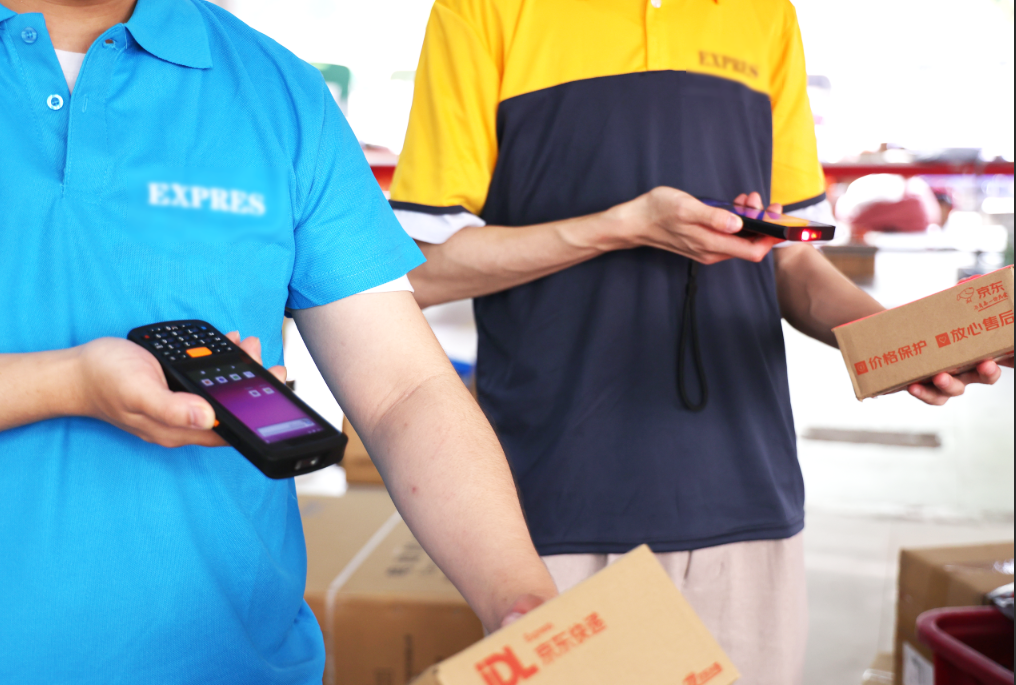  PDA rugoso para la logística allows enterprise operators to unify data capture, real-time communication, and workflow compliance within a single, highly durable ecosystem. 